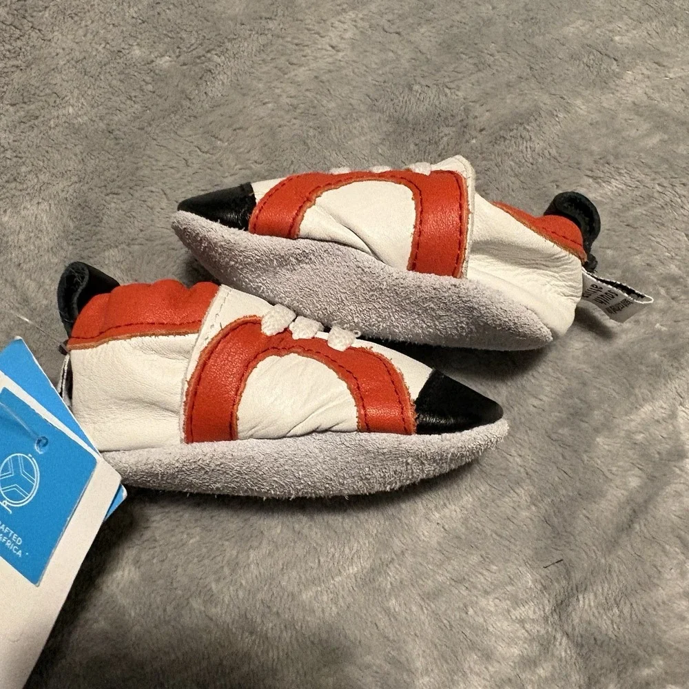 Shoo Shoos Baby Shoes Black Red and White Size Small 0-6 Months New with Tags